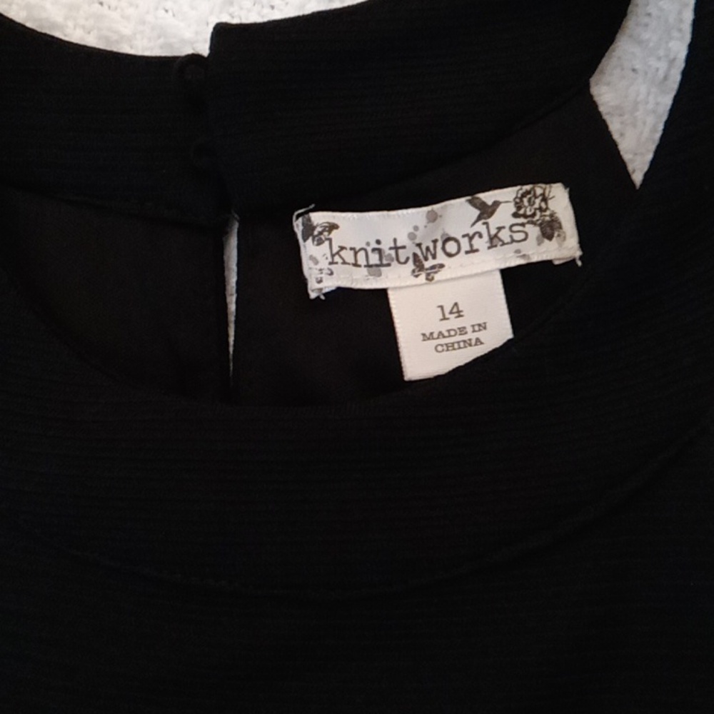 Knitworks Elegant Black Dress - Picture 4 of 5